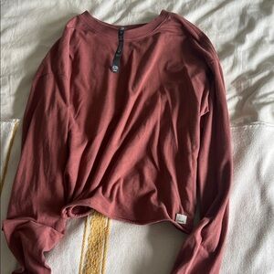 Vuori Women's Long Sleeve Coast Tee - Size Small - Rosewood